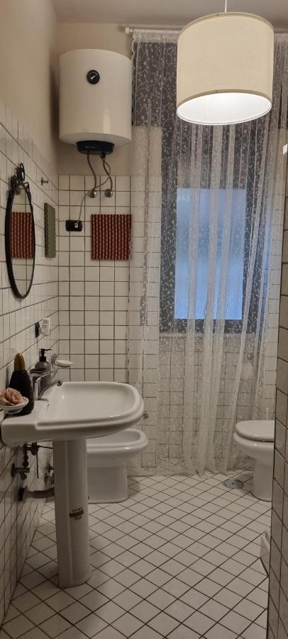 דירות קאסרטה Via Battisti 109 מראה חיצוני תמונה